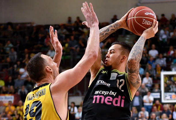 麦麦提江在 麦麦提江在